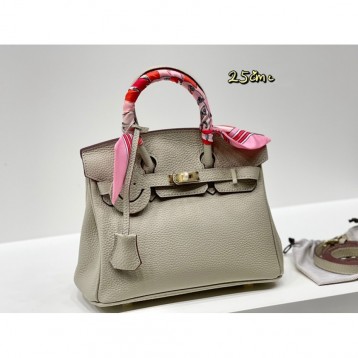 Hermes エルメス ☆ 2021年最新なクラシックな barkin ショルダーバッグ 手提げ袋 肩掛け